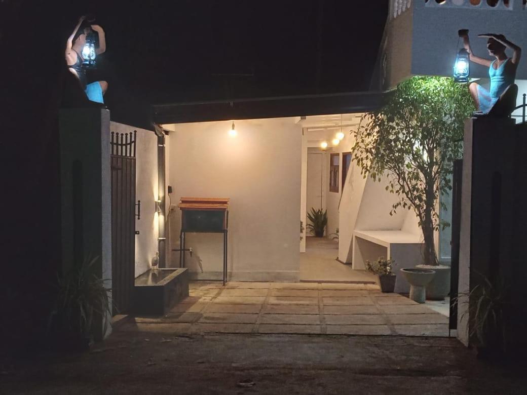 Sky Villa Unawatuna Exterior photo